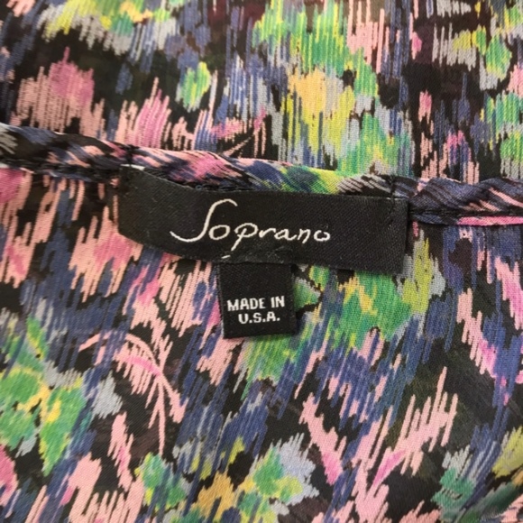 Soprano Watercolor Print Ruffled Blouse Size Small - Picture 6 of 7